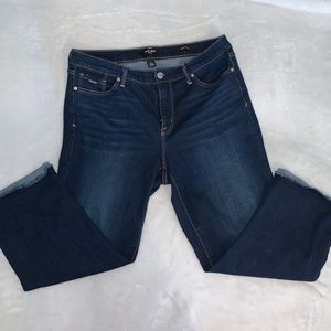 Nine West Chrystie Capri Jeans!